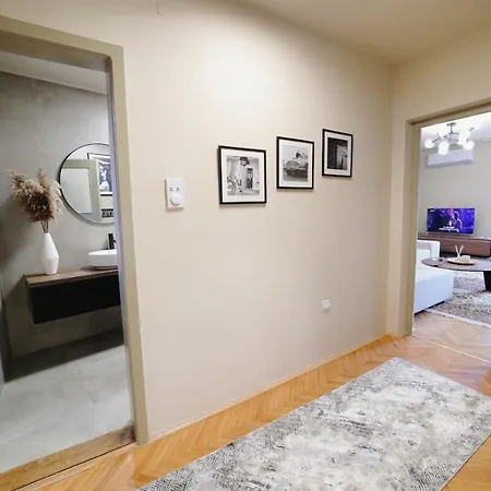 Apartman Hill *